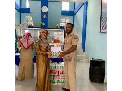 Penyerahan Bingkisan Hari Raya Idul Fitri 1444 H (18/04/2023)