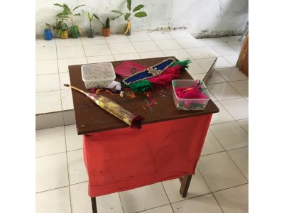 Bahan pembuatan Mahkota.