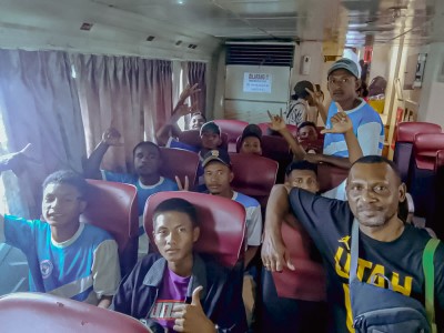 Melepas Team Basket SMAN1RA Menggikuti Tournamen dI KOTA SORONG