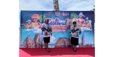 Documentasi Hasil Karya Siswa/Siswi di STAND SMANSAR4 pada Festifal Suling Tambur di pantai WTC