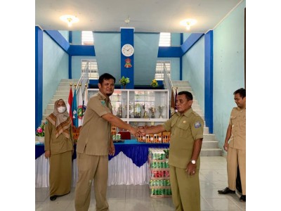 Penyerahan Bingkisan Hari Raya Idul Fitri 1444 H (18/04/2023)