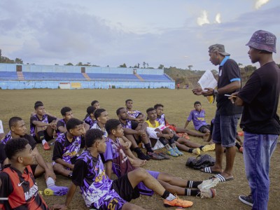 PERTANDINGAN BOLA HUT KODIM R4